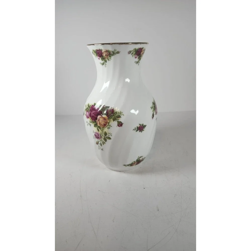 Royal Albert Old Country Roses Vase ~ Swirl Pattern 8